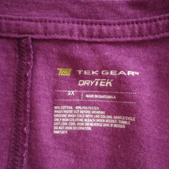 Athletic Plum T-shirt - Picture 3 of 3